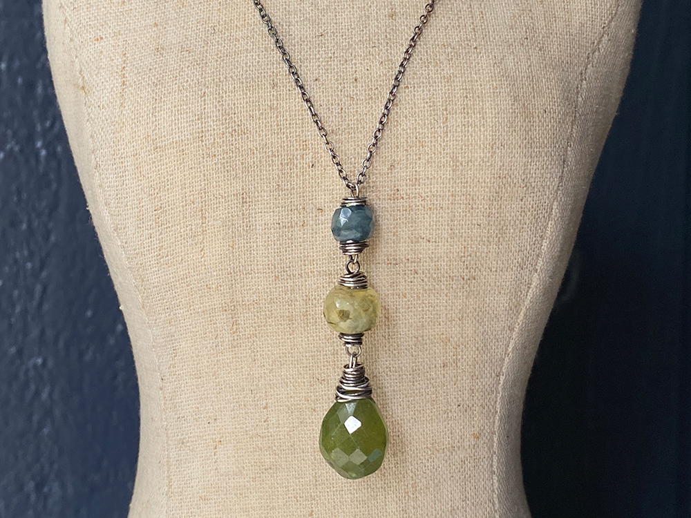 Three Stone Pendant Necklace